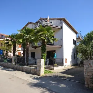 Ljiljana Apartment