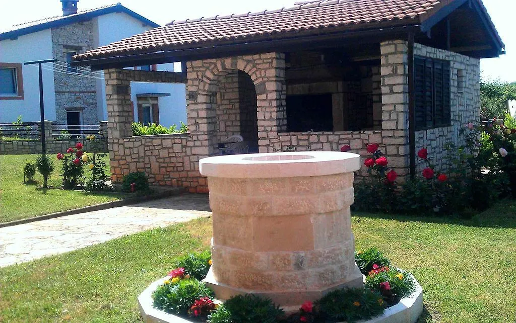 The Orange One Apartman Novigrad Istria 0*,